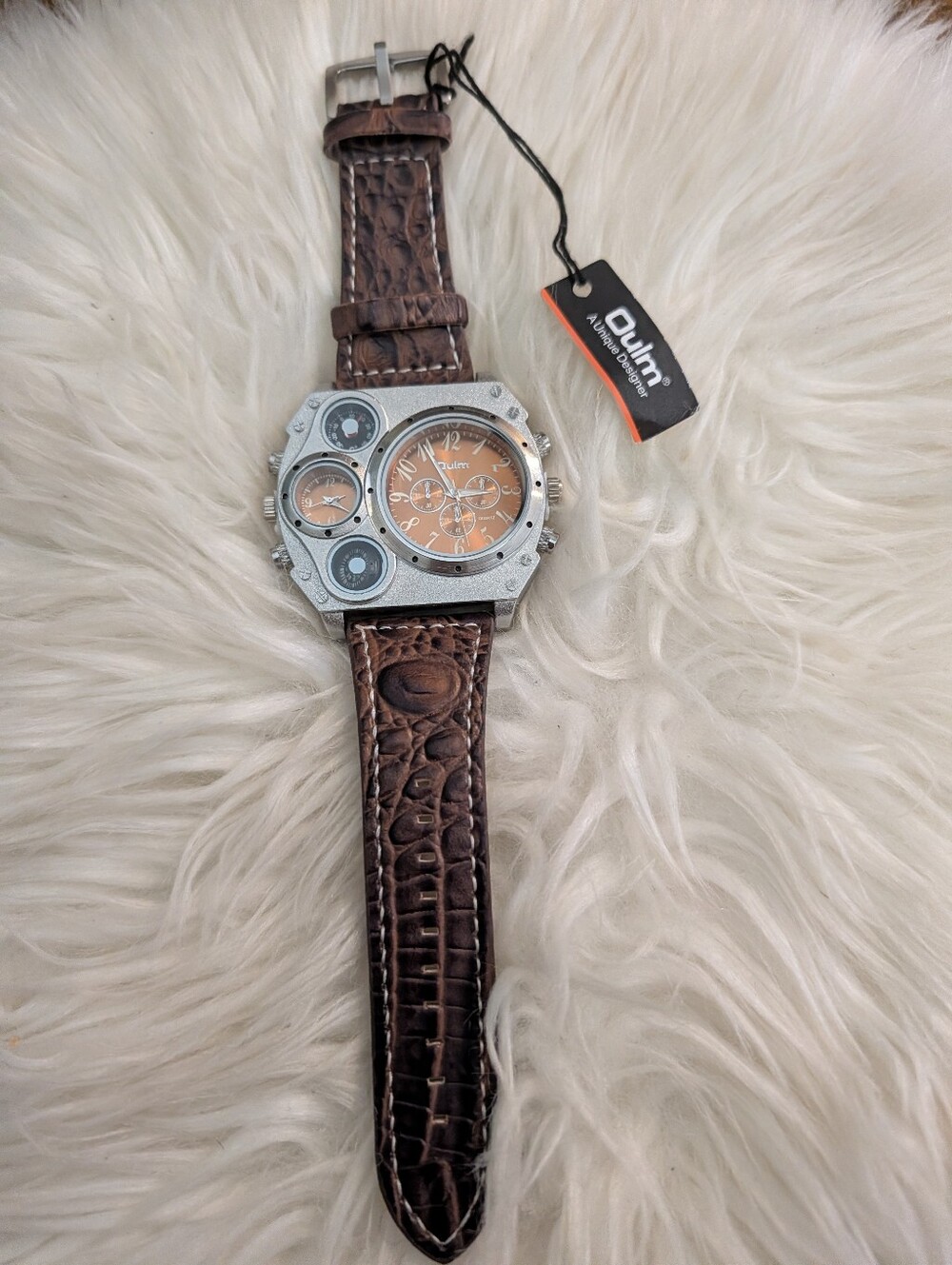 Oulm Men's Multi-Dial Watch in Brown and Silver